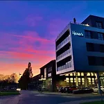 Отель Heiner's Parkhotel 4*