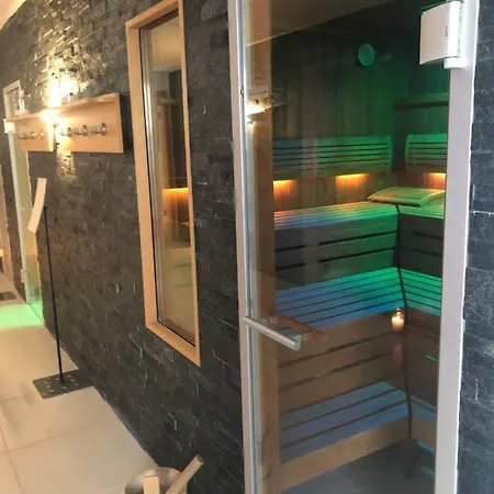 Heiner's Parkhotel ホテル