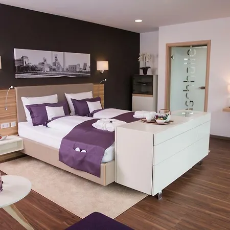 Heiner's Parkhotel מלון